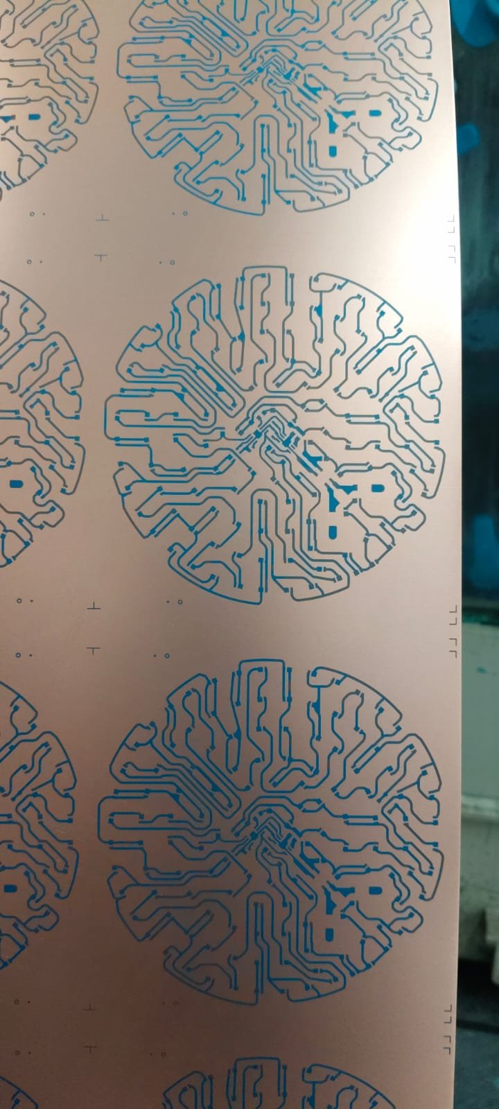 Fine-pitch circuit routing on a PCB panel